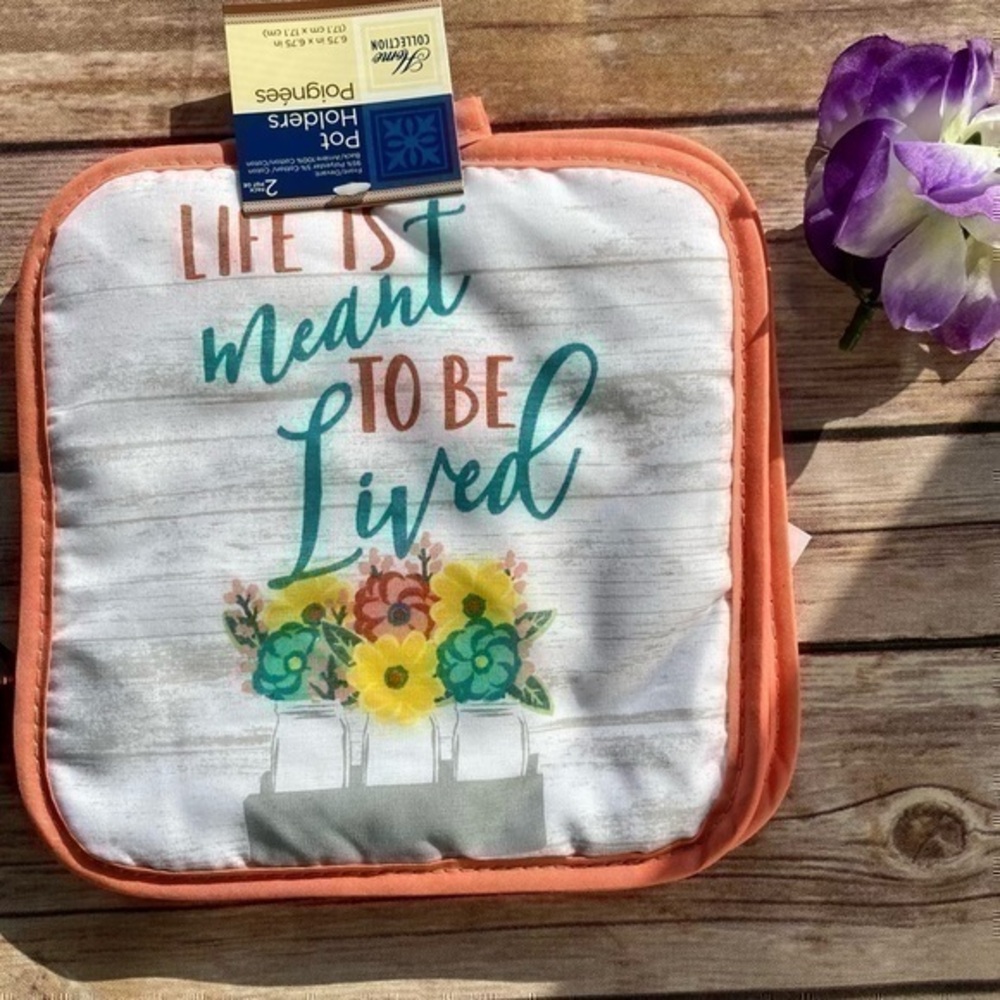 💋 Home 🏡 accent pot holders Life is meant to be lived inspiration